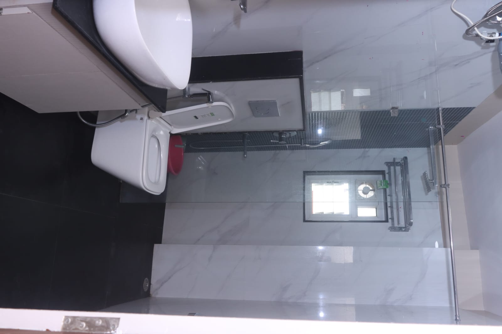 Semi Deluxe Room