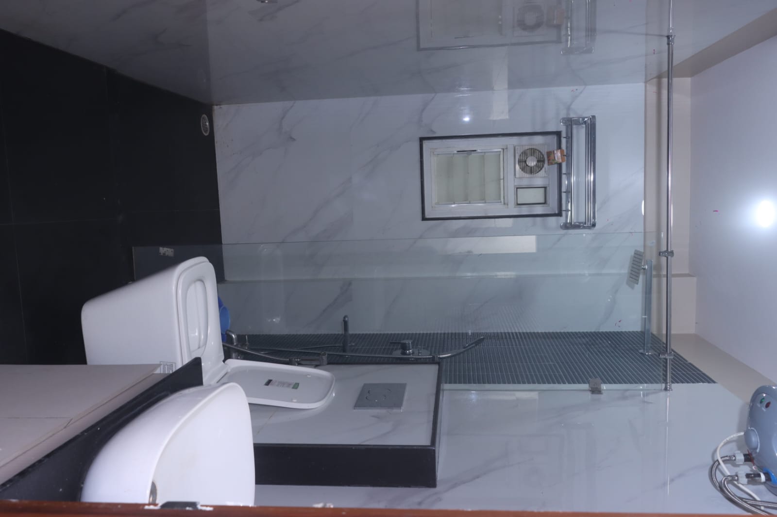 Semi Deluxe Room